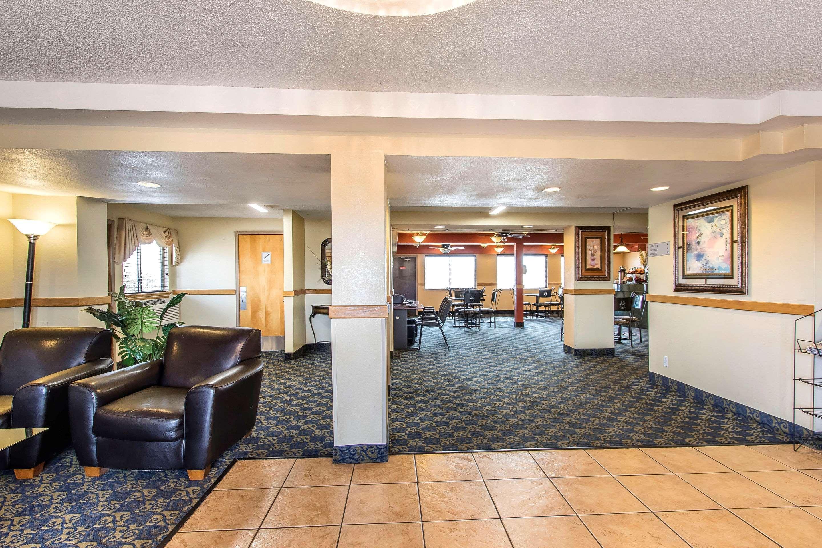 Brentwood Inn Clinton Buitenkant foto